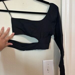 Garage Cut-out One-Sleeve Going-out Top
